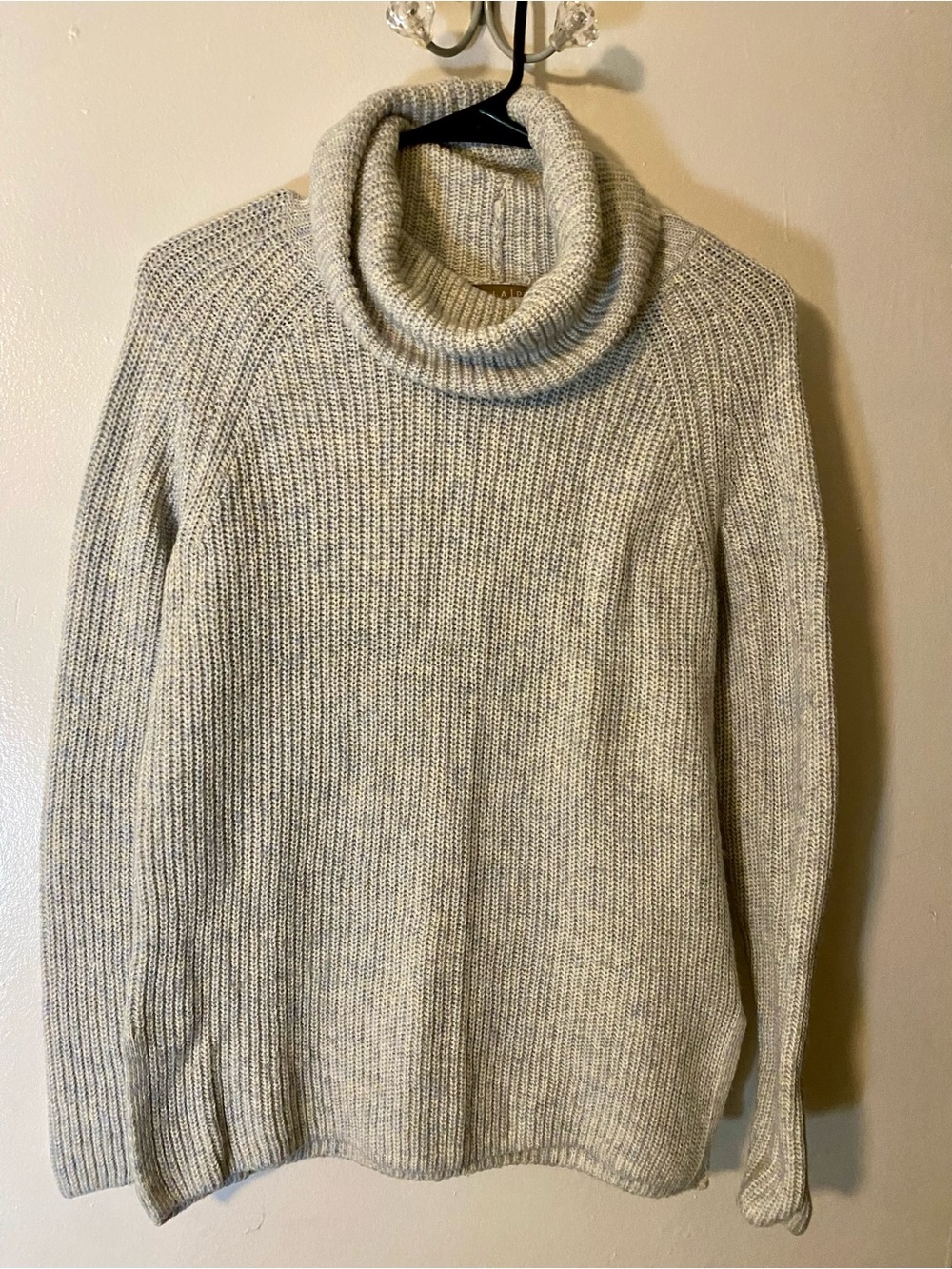 LILLA P Cozy Women's Turtleneck Sweater in Light Gray Soft with bottom slits